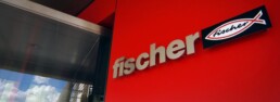 entrada a edificio fischer